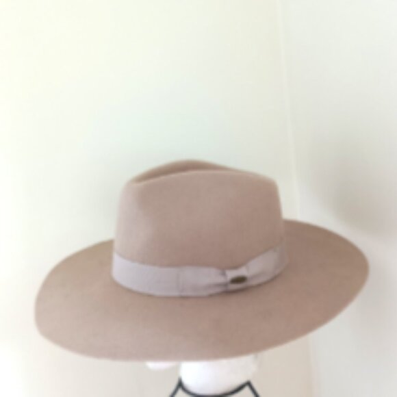 NWT C. C Wool Felt Fedora Hat 4" Brim Adjustable Size Beige - Picture 16 of 17